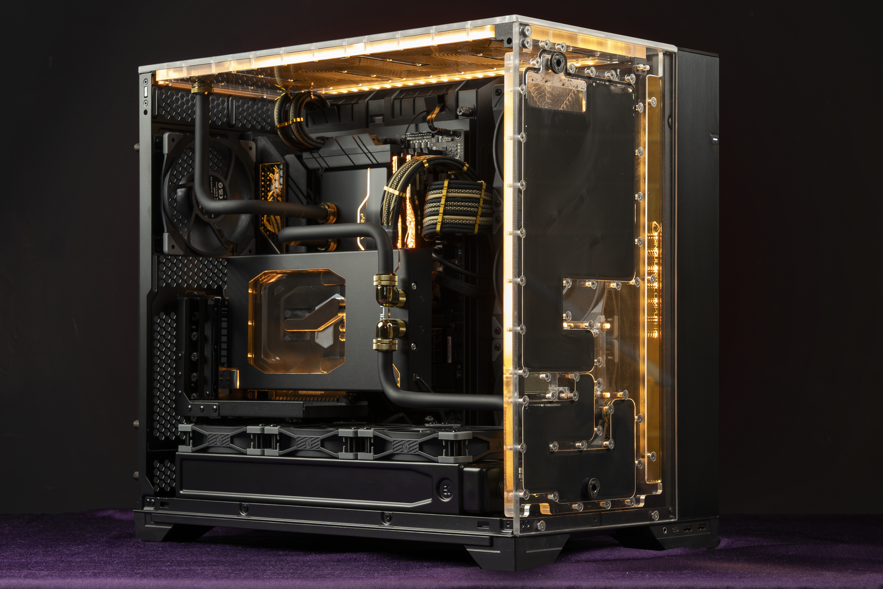CUSTOM PCs